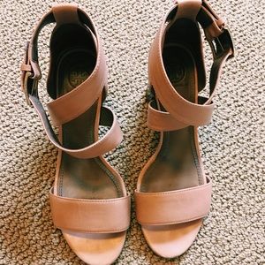 • Tory Burch heels •